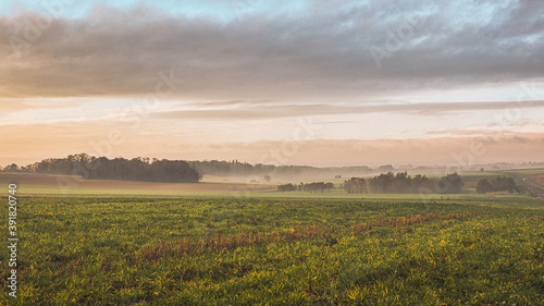 Konstfotografi Les champs dans le brouillard à Auvers sur Oise