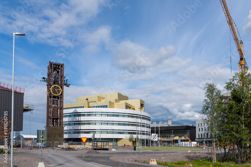 Fényképezés City of the new Kiruna town with the new city hall and the new belfry