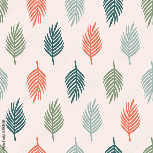 Vector seamless pattern with tropical palm leaves. Graphic stylized drawing. © Pyzhova