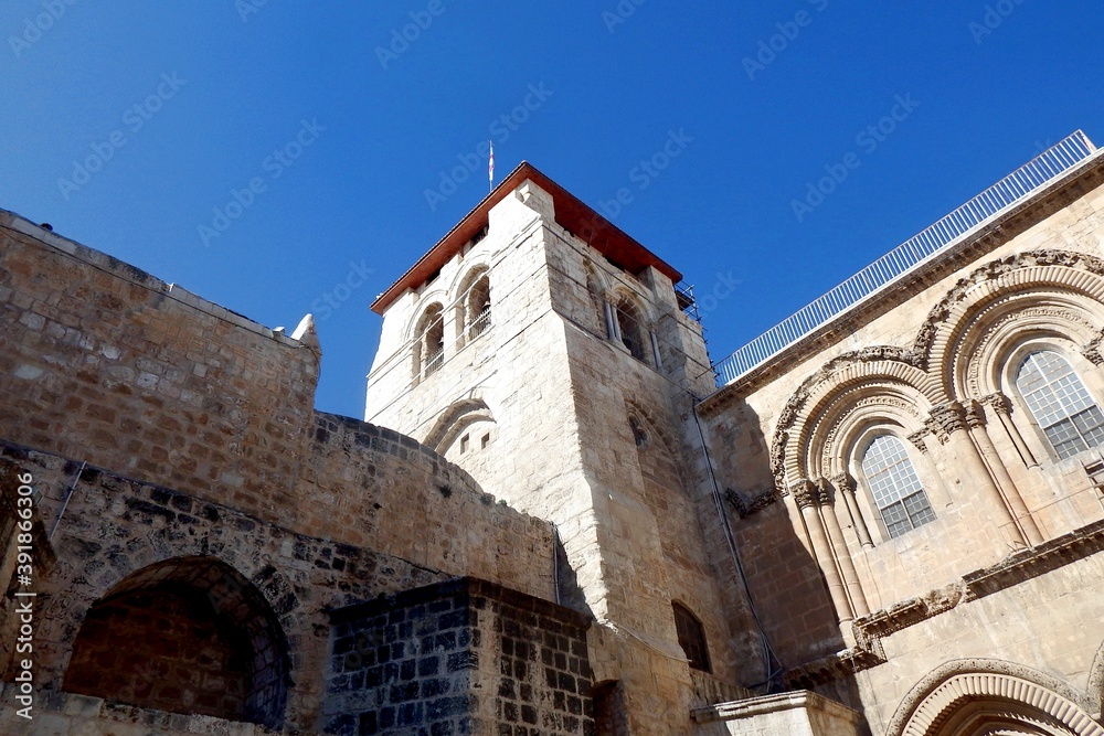 Jerusalem, Church of the Holy Sepulchre, courtyard