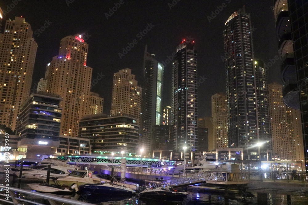 The night side of Dubai