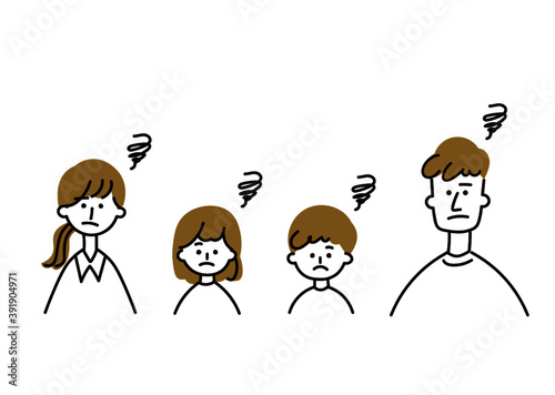 不満な家族　バストアップ