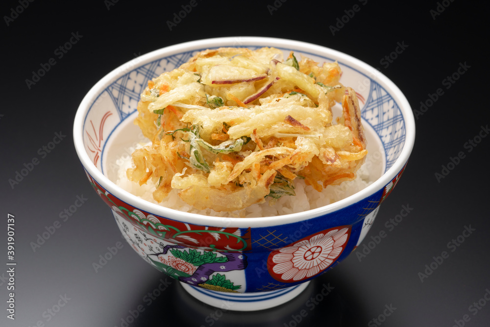 天丼(海老、かぼちゃ、茄子、ピーマン、舞茸、レンコン、さつま芋) 天丼(海老、かぼちゃ、茄子、ピーマン、舞茸、レンコン、さつま芋)