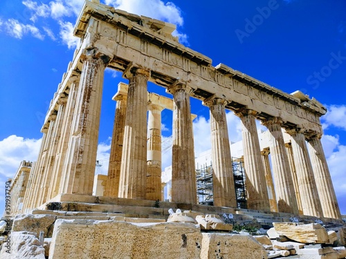 Obraz na płótnie ancient historic greek marble building with columns at Athens, Greece w salonie