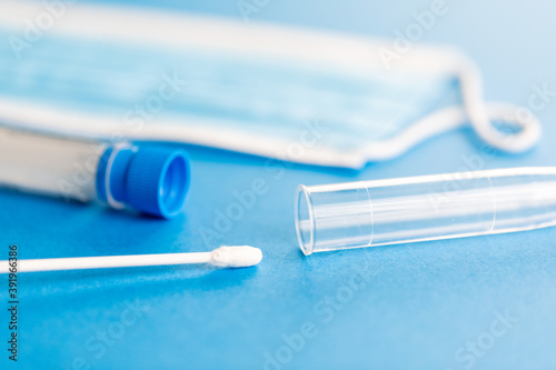 Coronavirus test tampone nella provetta photo