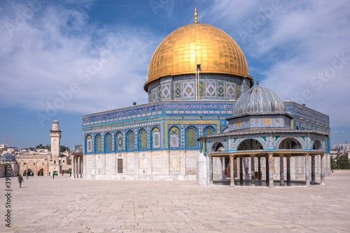 Templo de la Roca en la explanada de las mezquitas de Jerusalén en Israel