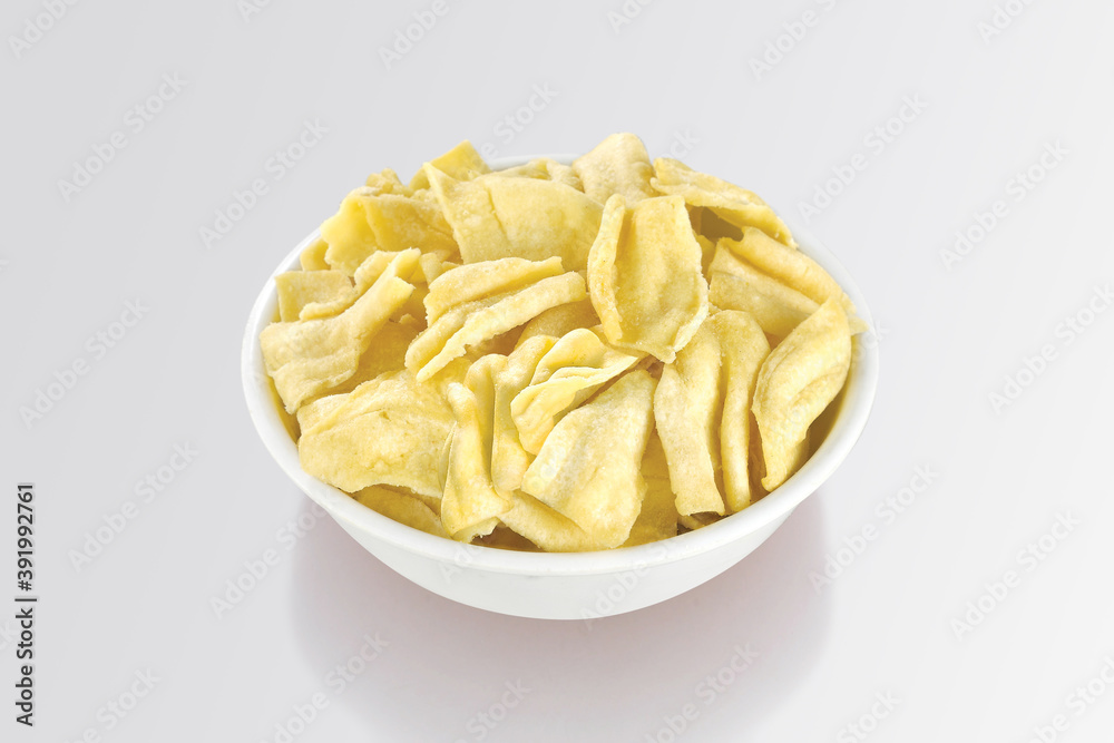 Papdi Gathiya or gathia, ganthia, ganthiya, papadi, Fafada is a very popular Gujarati snack, Pouch Packing Namkeen or namkin Common Street Food. Papdi Gathiya or gathia, ganthia, ganthiya, papadi, Fafada is a very popular Gujarati snack, Pouch Packing Namkeen or namkin Common Street Food.