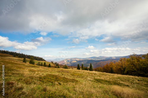 Fototapeta Naklejka Na Ścianę i Meble -  Autumn mountain landscape Wielka Racza