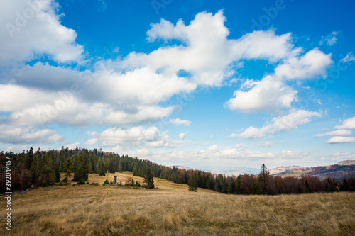Fototapeta Naklejka Na Ścianę i Meble -  Autumn mountain landscape Wielka Racza