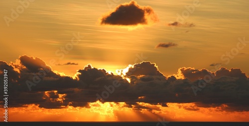 Un drôle de coucher de soleil 