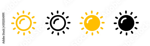 Set mit Sonnen - Vektor Icons