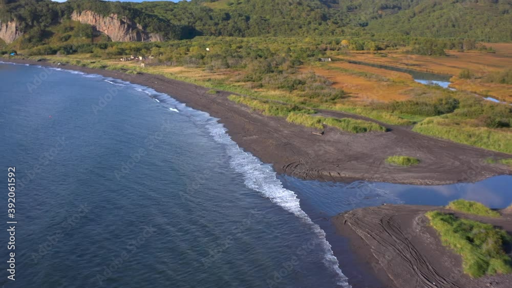 Seascape. Travel to the Kamchatka Peninsula. Majestic cliffs, hills and mountains. Seascape. Travel to the Kamchatka Peninsula. Majestic cliffs, hills and mountains.