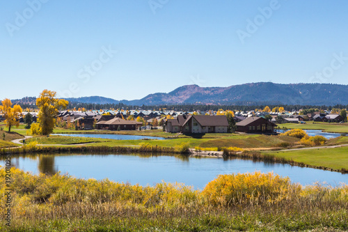 Obraz na plátně Pagosa Springs Residences - Homes and vacation rentals among the retention ponds