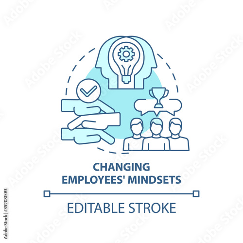 Changing employees mindsets concept icon. Business consulting task idea thin line illustration. Coaching and mentoring. New skills building. Vector isolated outline RGB color drawing. Editable stroke