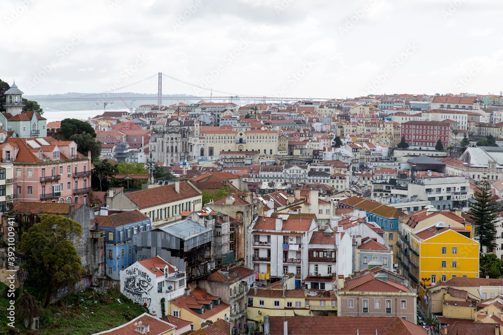 Skyline, panoramica o vista de la ciudad de Lisboa, pais de Portugal