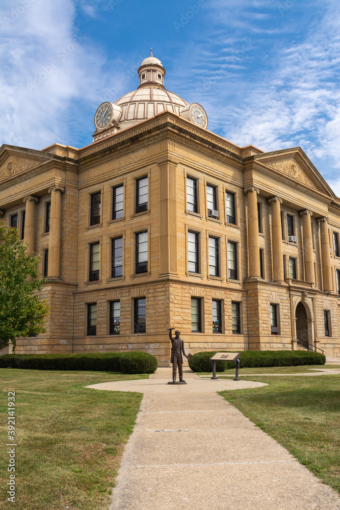 Fototapeta premium Old Courthouse