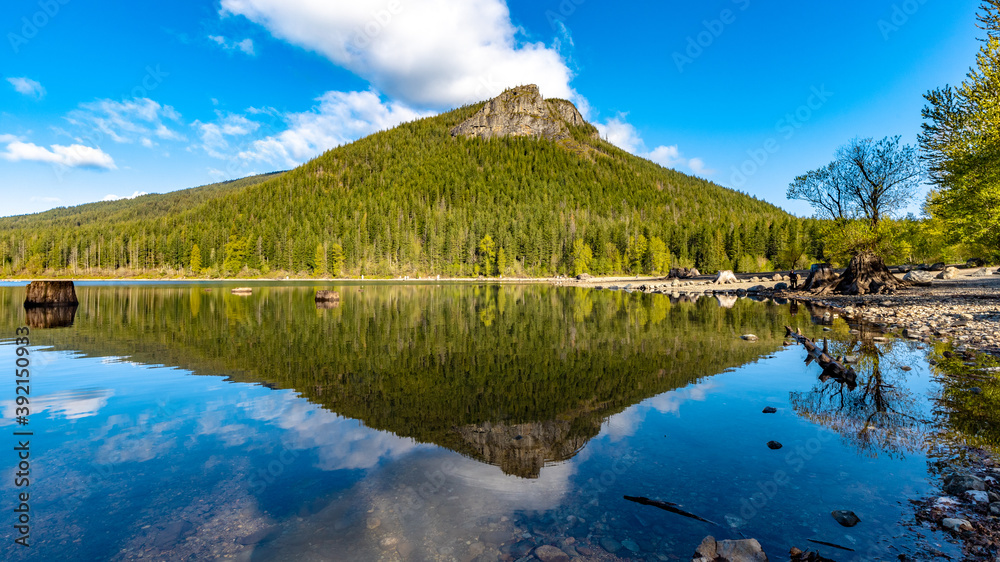 Rattlesnake Lake Reflection, North Bend, WA, USA Rattlesnake Lake Reflection, North Bend, WA, USA