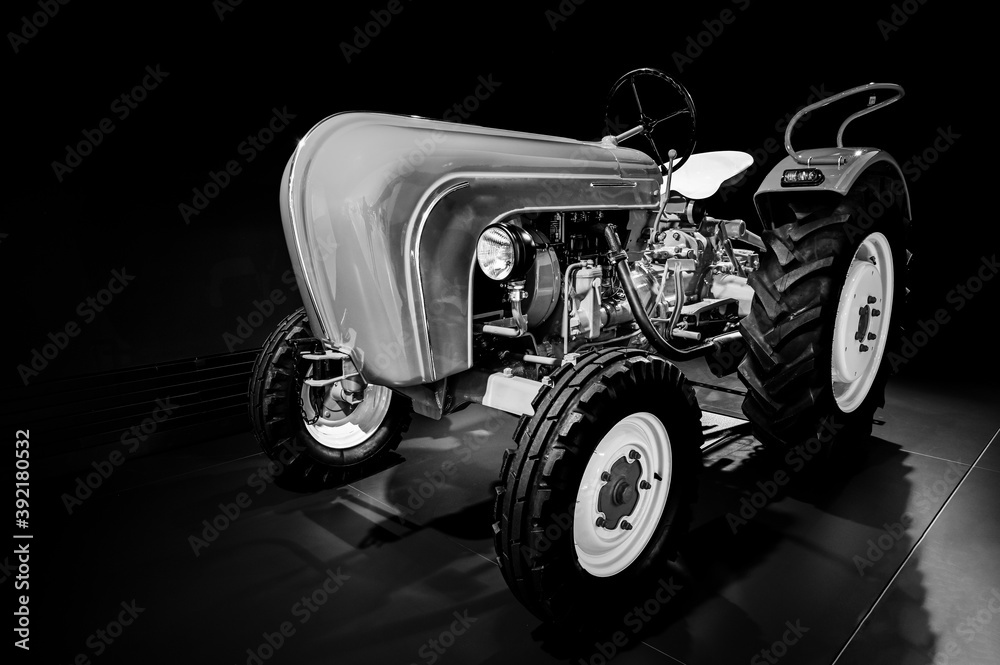 Wunderschone Autoscout24 Traktor Oldtimer Bild