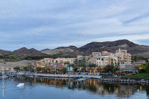 Afternoon view of the Lake Las Vegas area © Kit Leong