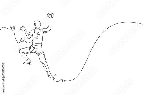 One continuous line drawing of young bravery climber man practice overhanging rock cliff mountain with safety rope. Dangerous extreme sport concept. Dynamic single line draw design vector illustration