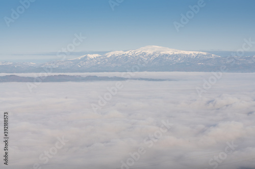 雲海の向こうに月山〜西蔵王公園展望台からの眺め