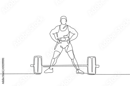 One continuous line drawing of young bodybuilder man doing exercise with a heavy weight bar in gym. Powerlifter train weightlifting concept. Dynamic single line draw design vector illustration graphic