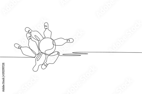 One single line drawing of bowling ball thrown to bowling pins until falling apart vector graphic illustration. Leisure activity and recreational game sport concept. Modern continuous line draw design