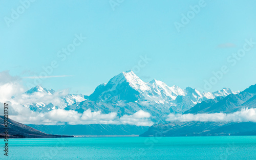 Pukaki Lake and Mount Cook in New Zealand.