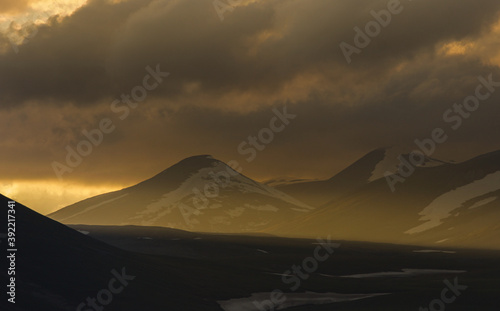 Fototapeta Naklejka Na Ścianę i Meble -  suns line on mountains sunset in georgia 