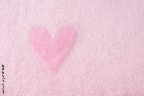 heart texture on pink background fleece fabric