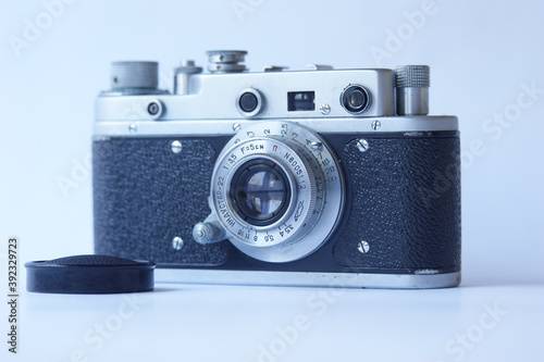 analogowy aparat fotograficzny Zorki, poziomo, naturalne światło, zbliżenie, na wprost photo