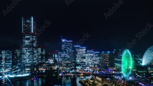 Wallpaper Mural 横浜みなとみらいの夜景・タイムラプス Torontodigital.ca