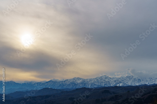 初冬の北アルプス　長野県大望峠 © Kazuo Katahira