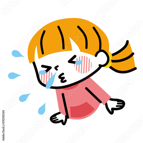くしゃみする子ども