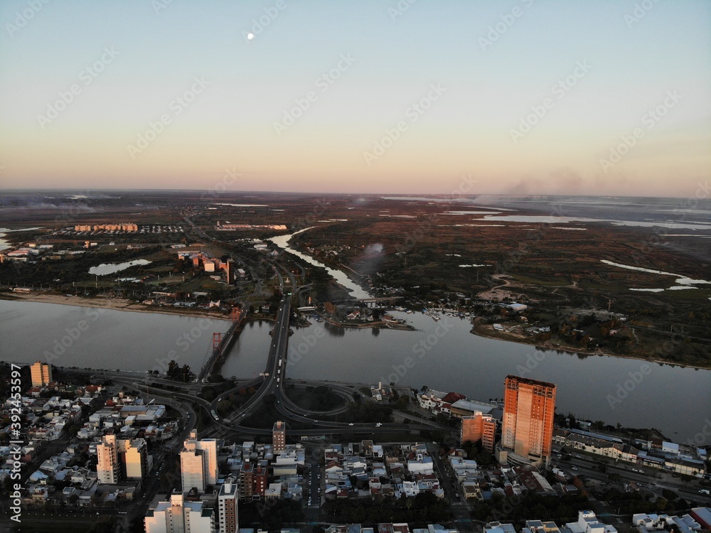 vista aérea de puente colgante - Santa Fe - Argentina