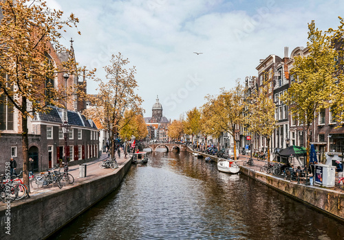 Canvas Print AMSTERDAM, NETHERLANDS - Sep 22, 2020: Cityscape of Amsterdam, Netherlands