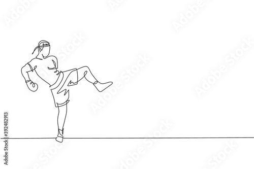 One continuous line drawing of young sporty muay thai boxer man preparing to fight  stance kick at box arena. Fighting sport game concept. Dynamic single line draw graphic design vector illustration