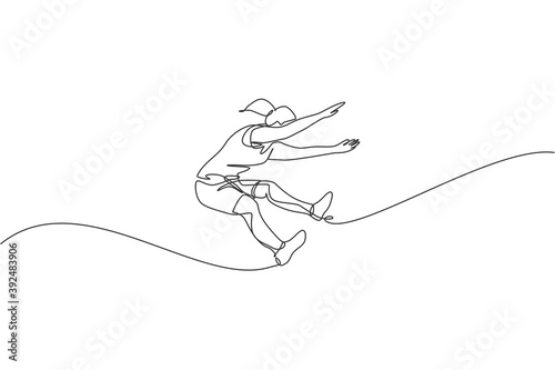Single continuous line drawing of young sportive woman training long jump in the field. Healthy athletic sport concept. Tournament event. Trendy one line draw design vector graphic illustration