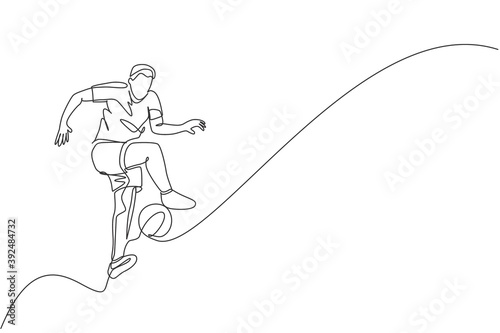 One single line drawing of young happy man perform soccer freestyle, jump juggling at the city square graphic vector illustration. Football freestyler sport concept. Modern continuous line draw design