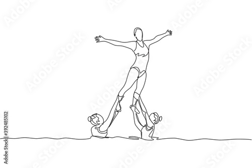 Single continuous line drawing of young sportive women perform beautiful synchronized swimming choreography. Group water sport competition concept. Trendy one line draw design vector illustration
