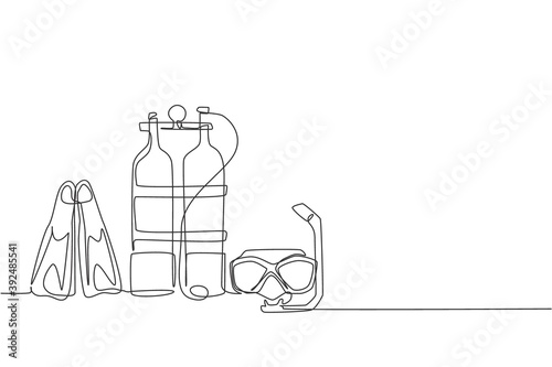 One single line drawing of wetsuit, swimsuit, regulator, oxygen, mask, snorkel goggle and fins vector illustration. Healthy sport scuba diving equipment concept. Modern continuous line draw design