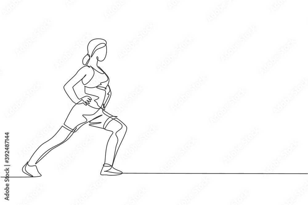 One continuous line drawing of young sporty woman working out stretching and warming up in fitness gym club center. Healthy fitness sport concept. Dynamic single line draw design vector illustration