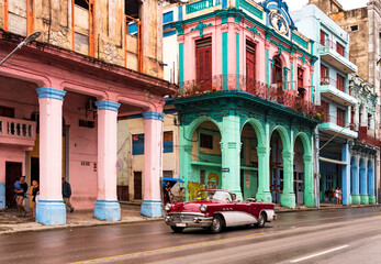 Keuken achterwand Havana Cabrio oldtimer voor kleurrijke huizen Havana  © Michael Barkmann