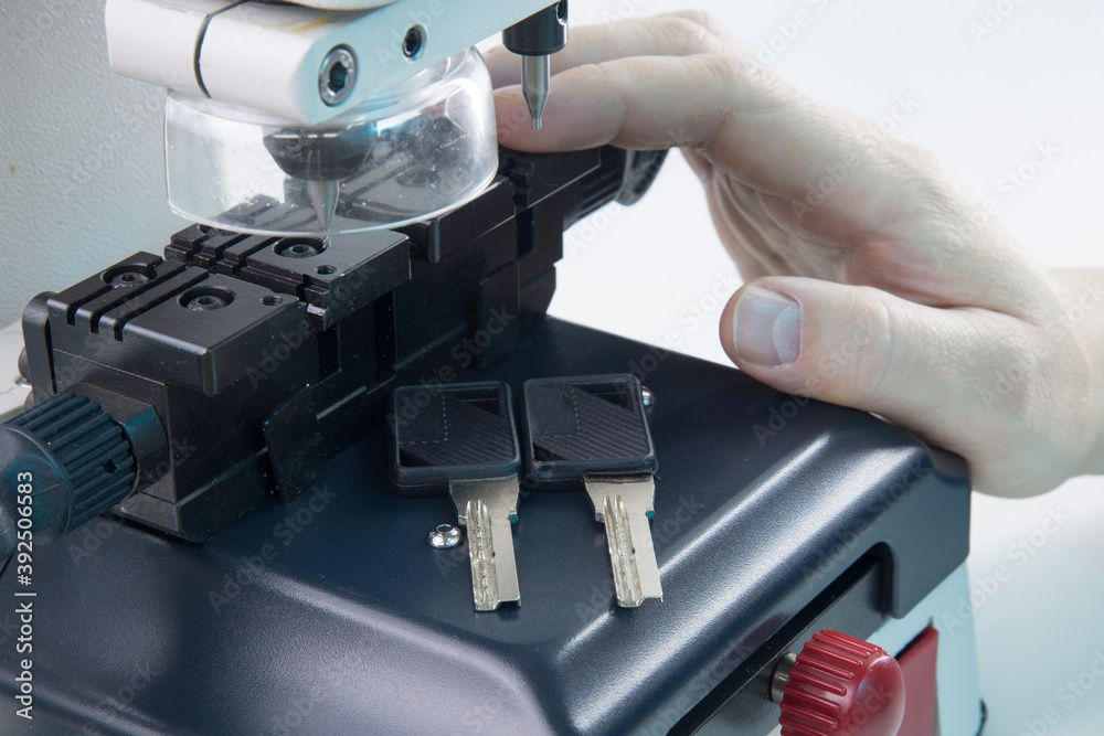 Production of home keys on a specialized vertical key machine. Stock