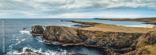Bild auf Leinwand Costa delle Isole Shetland in Scozia