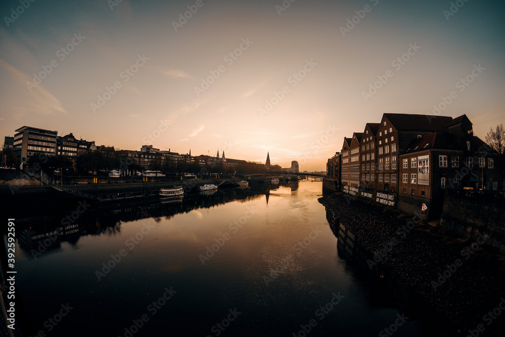 Naklejka premium sunrise over the Weser in Bremen, Germany