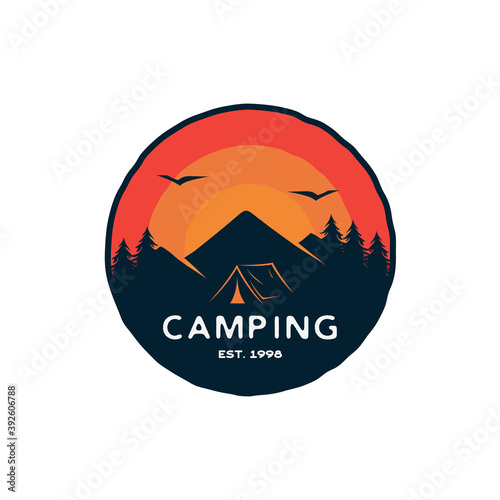 Vintage retro Forest camping logo emblem badge summer camping vector illustration with tent and pine trees