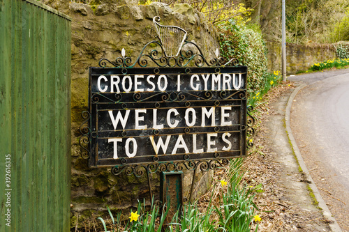 Photos Bilingual welcome to Wales sign in Welsh and English marking the border between