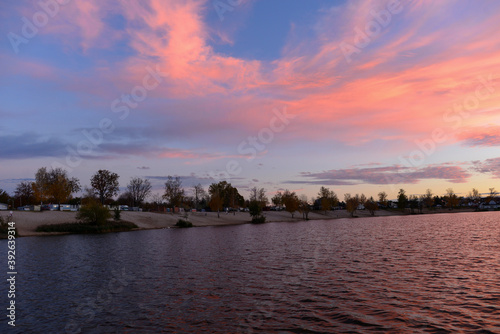 Sonnenuntergang am Kahler See in Kahl am Main