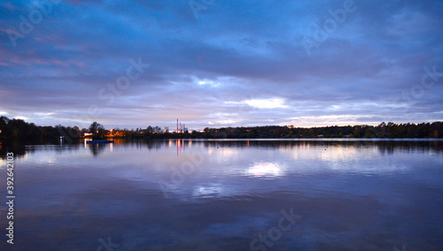 Abenddämmerung am Kahler See in Kahl am Main